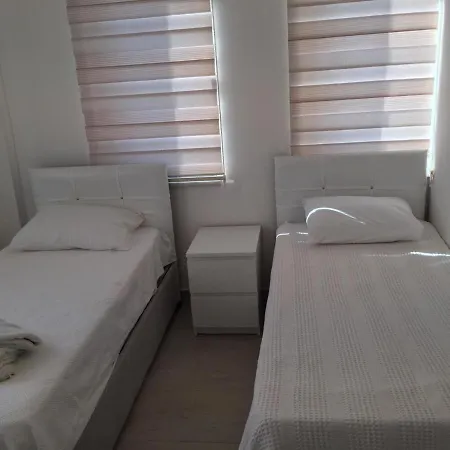 Fabulous 3 Bedroom In With Pool